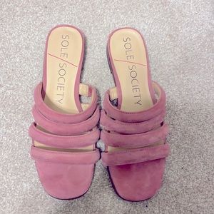 Sole Society blush velvet sandals 7